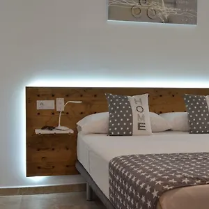 arkadia-apartaments-21.topcostabravahotels.com/